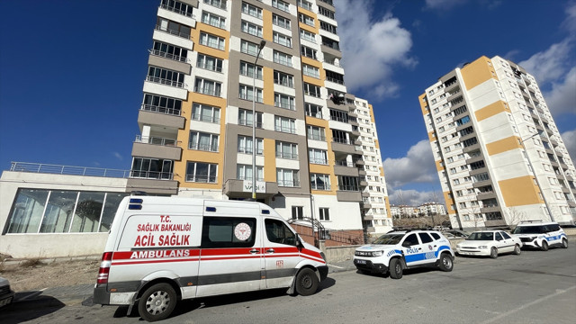 Kayseri'de 7 yaşındaki oğlunu silahla yaralayan baba, kendisini eve kilitledi - Resim: 0