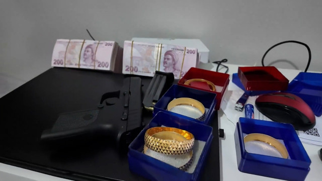 Siber suçlarla mücadele sürüyor! 39 ilde düzenlenen operasyonlarda 568 şüpheli yakalandı - Resim: 4