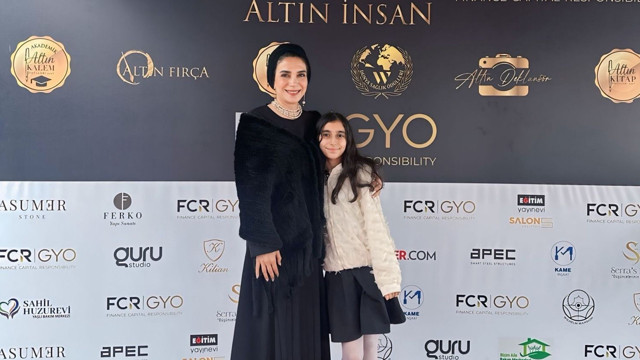 Küçük ressam Zeynep Reyyan Gören'den ilk sergi - Resim: 0