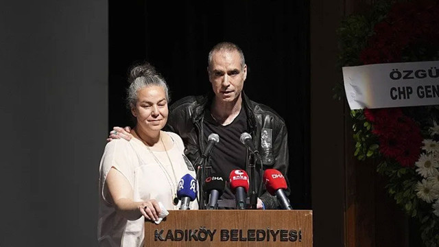 İlhan Şeşen'in cenazesi töreninde talihsiz olay! Eşi Arzu ve kızı Melis Şeşen konuştu - Resim: 2