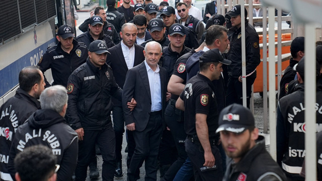 Tutuklanan Hasan Akgün'den ilk mesaj geldi: Başımı eğmedim, eğmeyeceğim! - Resim: 0