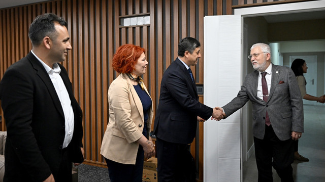 MHP-DEM Parti görüşmesine damga vuran an: Demli çay içmiyorum desem... - Resim: 0