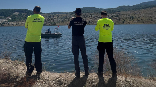 Bursa'da 133 kişilik ekip kayıp Burak'ı arıyor - Resim: 0