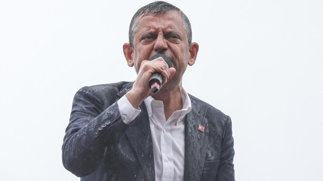 Özgür Özel: "Doluda bile dağılmayan Bayburt'a helal olsun" - Resim: 0