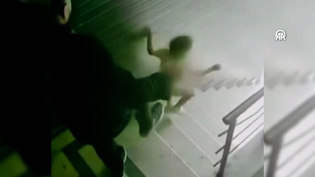 Eyüpsultan'da kızına tekme atan baba tutuklandı! İfadesi ortaya çıktı - Resim: 0