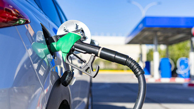 Motorin ve benzine bu gece çok büyük indirim var! Litre fiyatı bakın kaç lira olacak - Resim: 0