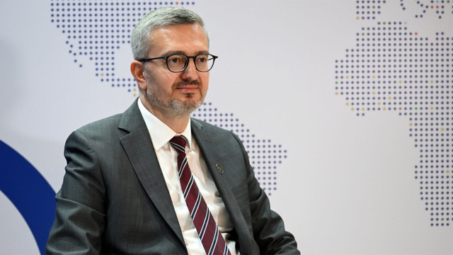 Burhanettin Duran kimdir aslen nereli? Evli ve 3 çocuk babası - Resim: 2