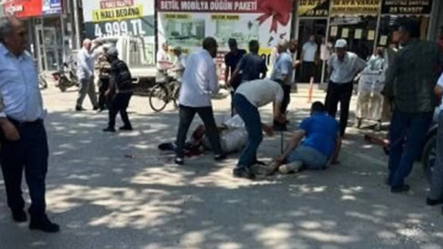 Önce namaz kıldılar sonra... Bursa'da silahlı saldırı: 4 yaralı var - Resim: 0