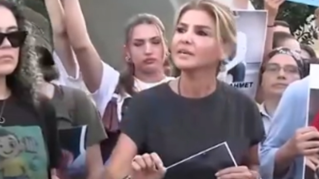 Mattia Ahmet'in annesi Yasemin Minguzzi aldığı tehdit mesajlarını okudu! Gülben Ergen de çileden çıktı - Resim: 0