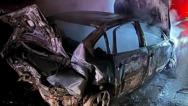 Bursa'da 2 otomobil çarpıştı, 1 kişi öldü, 7 kişi yaralandı - Resim: 0