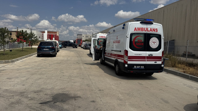 Tekirdağ'da fabrikada patlama! Can kayıpları var - Resim: 1