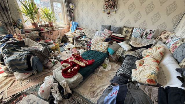 Eskişehir'de devasa çöp yığını! Müstakil evden 1 ton çıkarıldı... - Resim: 0