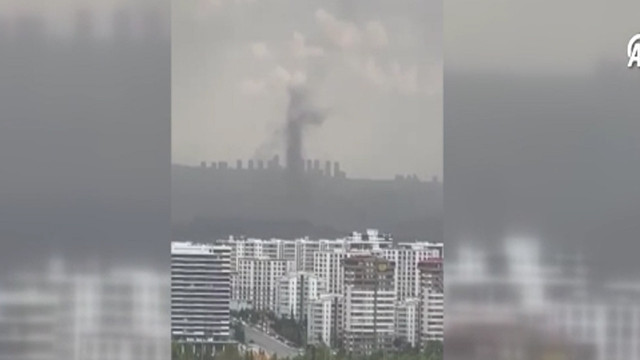 Hava karardı hortum çıktı! Vatandaş şaştı kaldı - Resim: 0