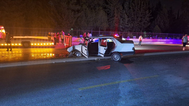 Mersin'de karşı şeride geçen araç dehşet saçtı! Ölü ve yaralılar var - Resim: 1
