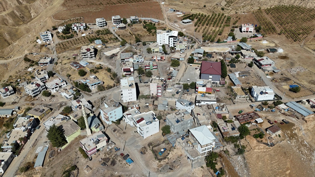 Bu köydeki herkesin soyadı aynı! Adaşlar köyü karıştırdı,çareyi böyle buldular - Resim: 0