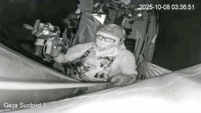 İsrail Özgürlük Filosu'na saldırdı! Gemideki 3 Türk milletvekili ortada yok isimleri... - Resim: 1