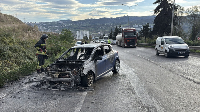 Süper Lig futbolcusunun otomobili küle döndü - Resim: 1