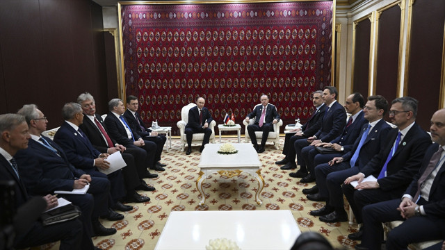 Cumhurbaşkanı Erdoğan, Rusya Devlet Başkanı Putin ile görüştü - Resim: 0