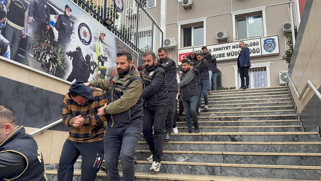 İstanbul merkezli 6 ilde "change" otobüs operasyonu - Resim: 0