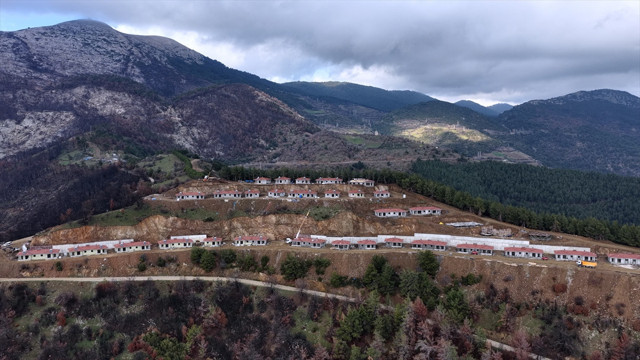 Ödemişli Cavit amcanın yeni yuva heyecanı! Bakan Kurum paylaştı: "Artık yüzü gülüyor" - Resim: 1