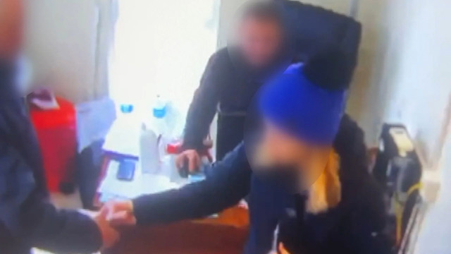 Üsküdar Devlet Hastanesi'nde 2 doktor rüşvetten gözaltına alındı görüntüleri çıktı - Resim: 1