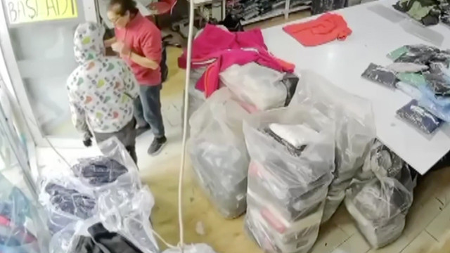 Hırsızları tokatlayıp kapıya atan kadın terzi konuştu! Meğer içeri girince... - Resim: 0