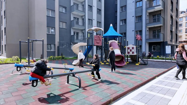 Bakan Kurum'dan İstanbul Tuzla'daki kentsel d&ouml;n&uuml;ş&uuml;me ilişkin paylaşım - Resim: 4