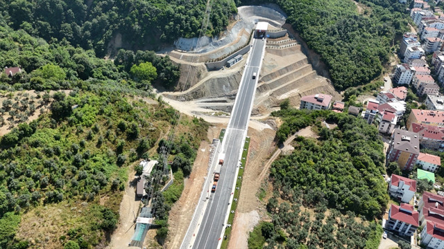 Bakan Uraloğlu açıkladı! Yarın hizmete açılıyor, seyahat süresi 60 dakikadan 30 dakikaya iniyor - Resim: 0