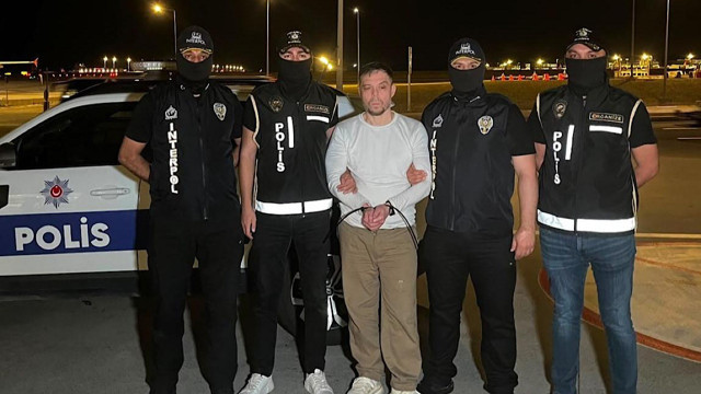 Serkan Kurtuluş Türkiye’de! İadeden kurtulmak için “Uçakta bomba var” diye bağırmış - Resim: 0