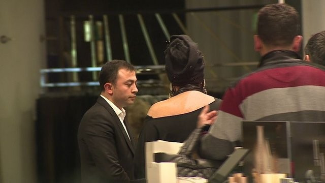 Diva makyajsız yakalanınca... Bakışlara dikkat! - Resim: 4