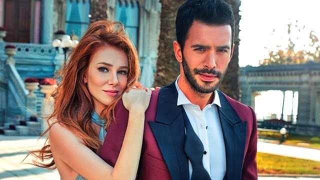 Kiralık Aşk'ta soğuk rüzgarlar... Elçin Sangu'yla kavga mı ettiler? - Resim: 2
