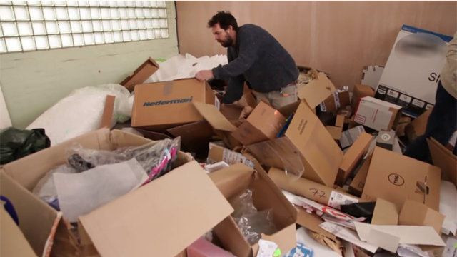 Bunca kartonu bir araya getirip ne yaptıklarına inanamaycaksınız - Resim: 1