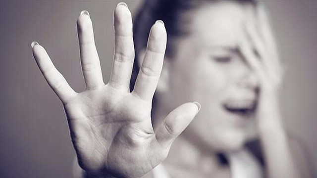 Kız arkadaşını kayalıklara götürüp...İnanılmaz olay - Resim: 1