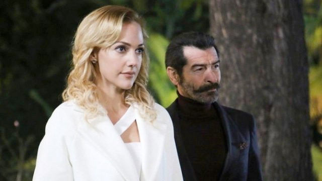 Meryem Uzerli 'Eşkiya Dünyaya Hükümdar Olmaz'dan ayrıldı mı? - Resim: 3