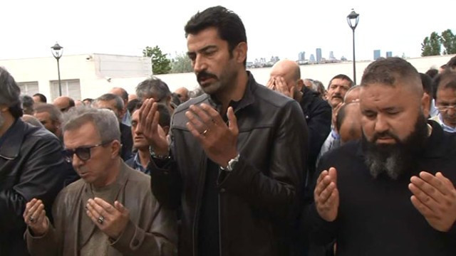 Kenan İmirzalıoğlu'ndan ünlü sanatçıya son görev - Resim: 4