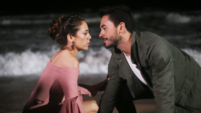 Kalp Atışı'na bomba transfer Cem Yılmaz'ın eski sevgilisi dizide - Resim: 1