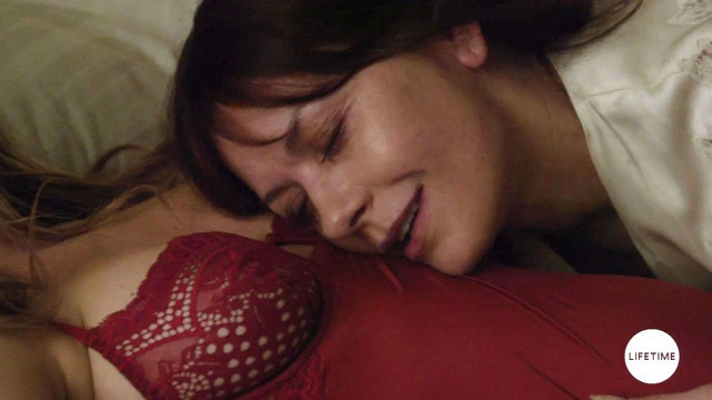 Güzel oyuncudan çok konuşulacak öpüşme sahnesi - Resim: 3