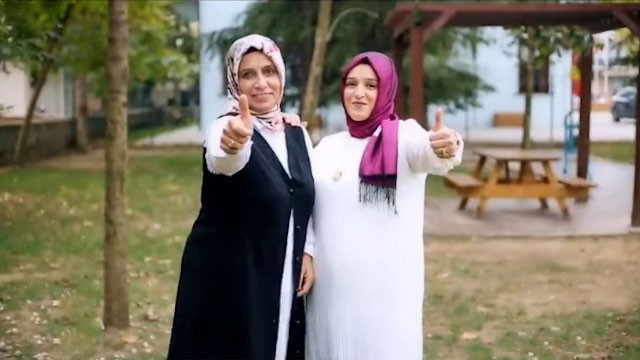 Zuhal Topal'la Sofrada yarışmacıları Duygu kimdir Nurten Hanım nereli  - Resim: 3