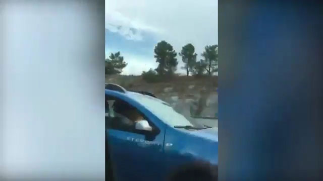 Bu kadarınada pes! Seyir halinde ilişkiye girerken yakalandılar - Resim: 4