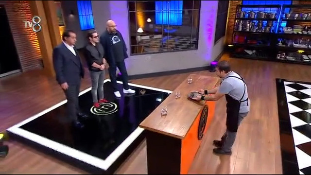 MasterChef'te Mehmet Sur'un yaptığı yemek jüriyi kusturdu! - Resim: 3
