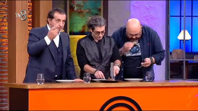 MasterChef'te Mehmet Sur'un yaptığı yemek jüriyi kusturdu! - Resim: 4