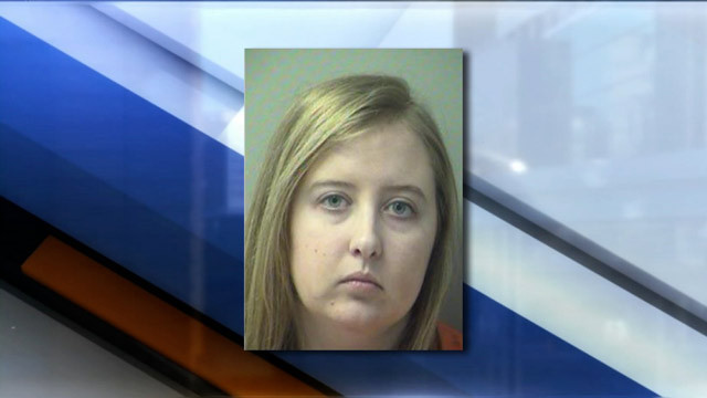 Evlat edindiği çocukla ilişkiye girdi! Ülke ayağa kalktı - Resim: 1