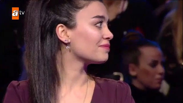 Kim Milyoner Olmak İster'e katılan ünlü oyuncu hikayesiyle gözyaşlarına boğdu - Resim: 2