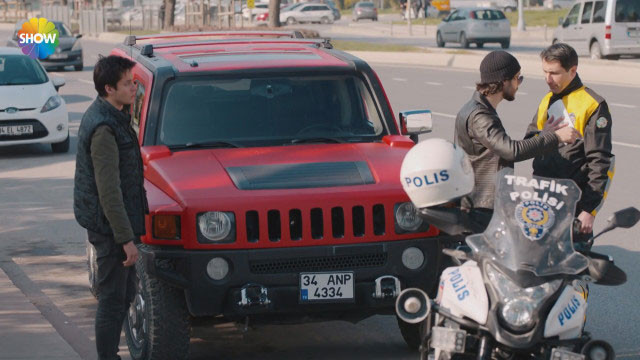 Çukur Trafik polisi sahnesi olay olmuştu böyle özür dilediler! - Resim: 2