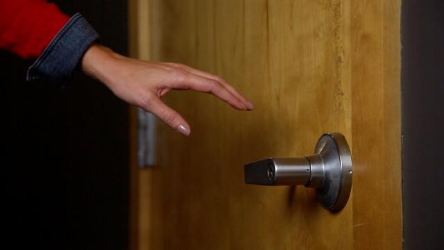 Sürekli bir yerlerden elektrik çarpıyorsanız dikkat - Resim: 4