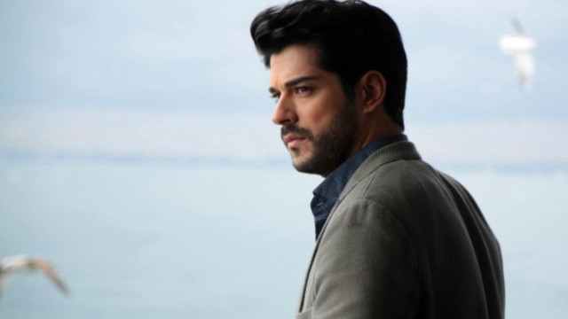 Fahriye Evcen'le Burak Özçivit hakkında şok iddia! Onlarda mı... - Resim: 4