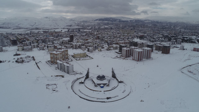 Dünyada ilk! Sivas'ta yapıldı görenleri kendine hayran bıraktı - Resim: 2