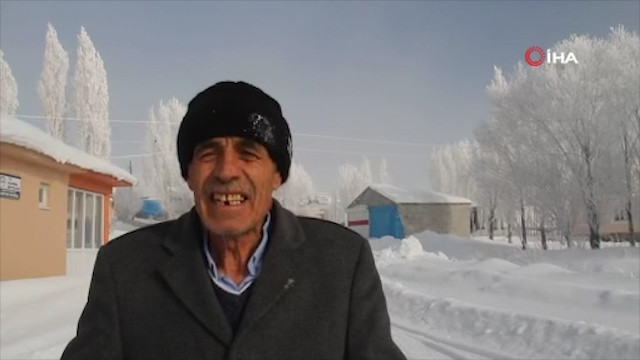 -40 derecede elbiseler dondu ağaçlar buz tuttu - Resim: 4
