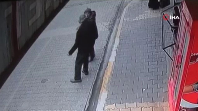 Yaşlı adamı sokak ortasında infaz eden katilin sakinliği şoke etti - Resim: 3