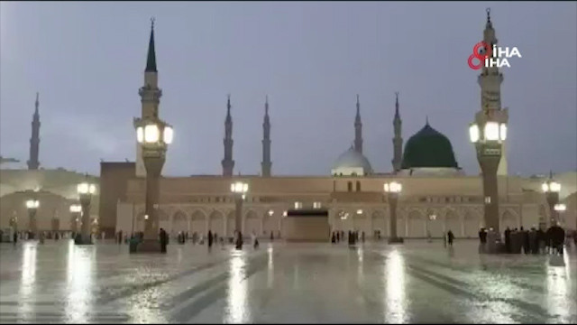 Medine'yi sel vurdu! Kutsal topraklar su altında kaldı - Resim: 4